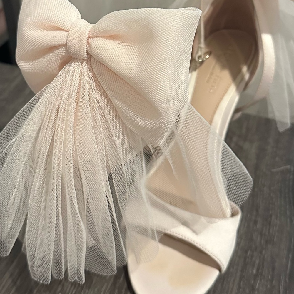 Elegant Bow Women's Heels